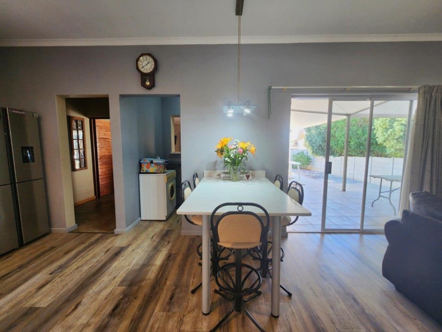 4 Bedroom Property for Sale in Tafelzicht Western Cape